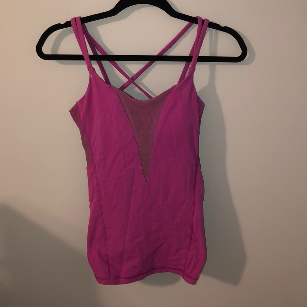 Lululemon workout top